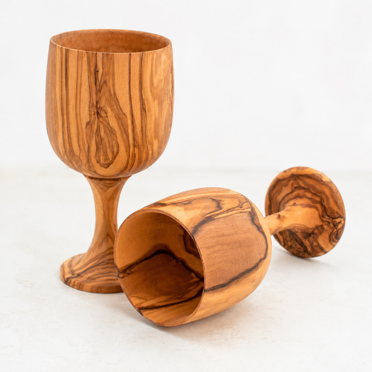 Verre à vin en bois d'olivier