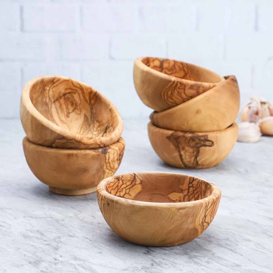 Petite coupelle artisanale en bois d'olivier