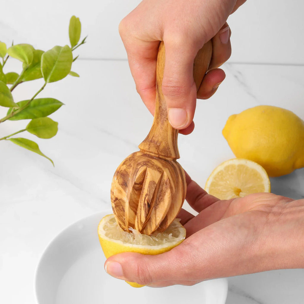 presse-citron en bois d'olivier